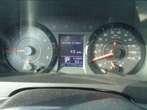 Used 2017 Toyota Sienna LE image 40