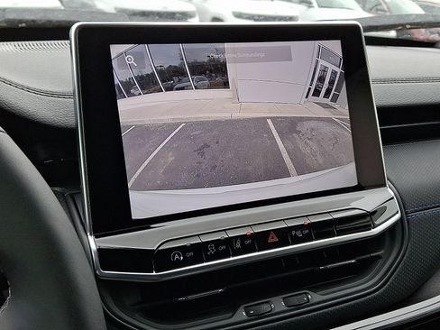 New 2026 Jeep Compass Limited image 12