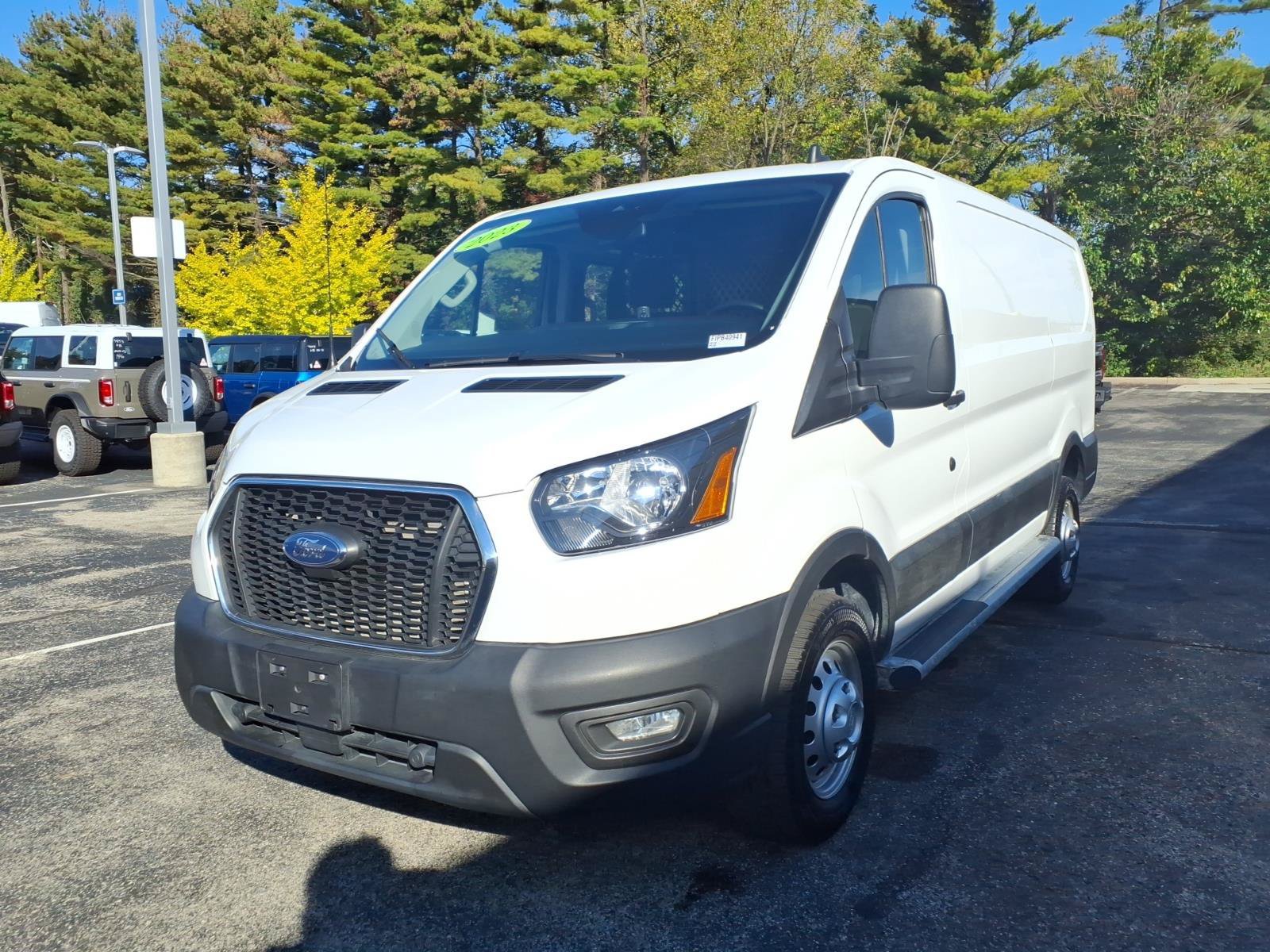 Used 2023 Ford Transit 250 Low Roof AWD w/ Exterior Upgrade Package image 4