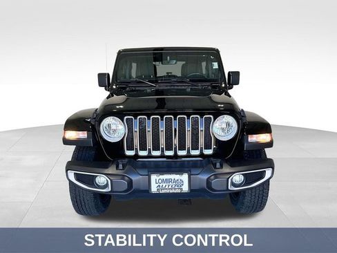 Used 2023 Jeep Wrangler Unlimited Sahara w/ Cold Weather Group AWD/4WD image 3