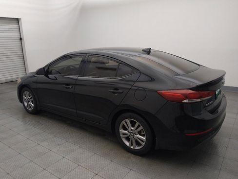 Used 2018 Hyundai Elantra Value Edition FWD image 3