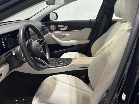Used 2023 Mercedes-Benz E 350 4MATIC Sedan w/ Premium Package image 10
