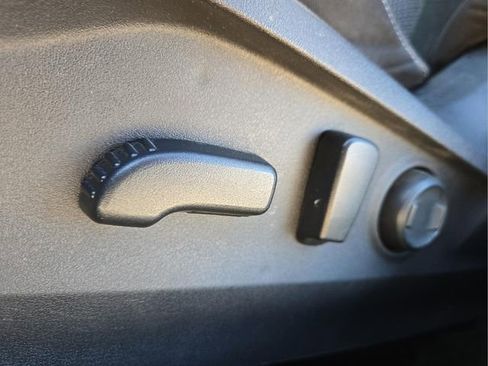 Used 2024 Subaru Outback Premium image 21