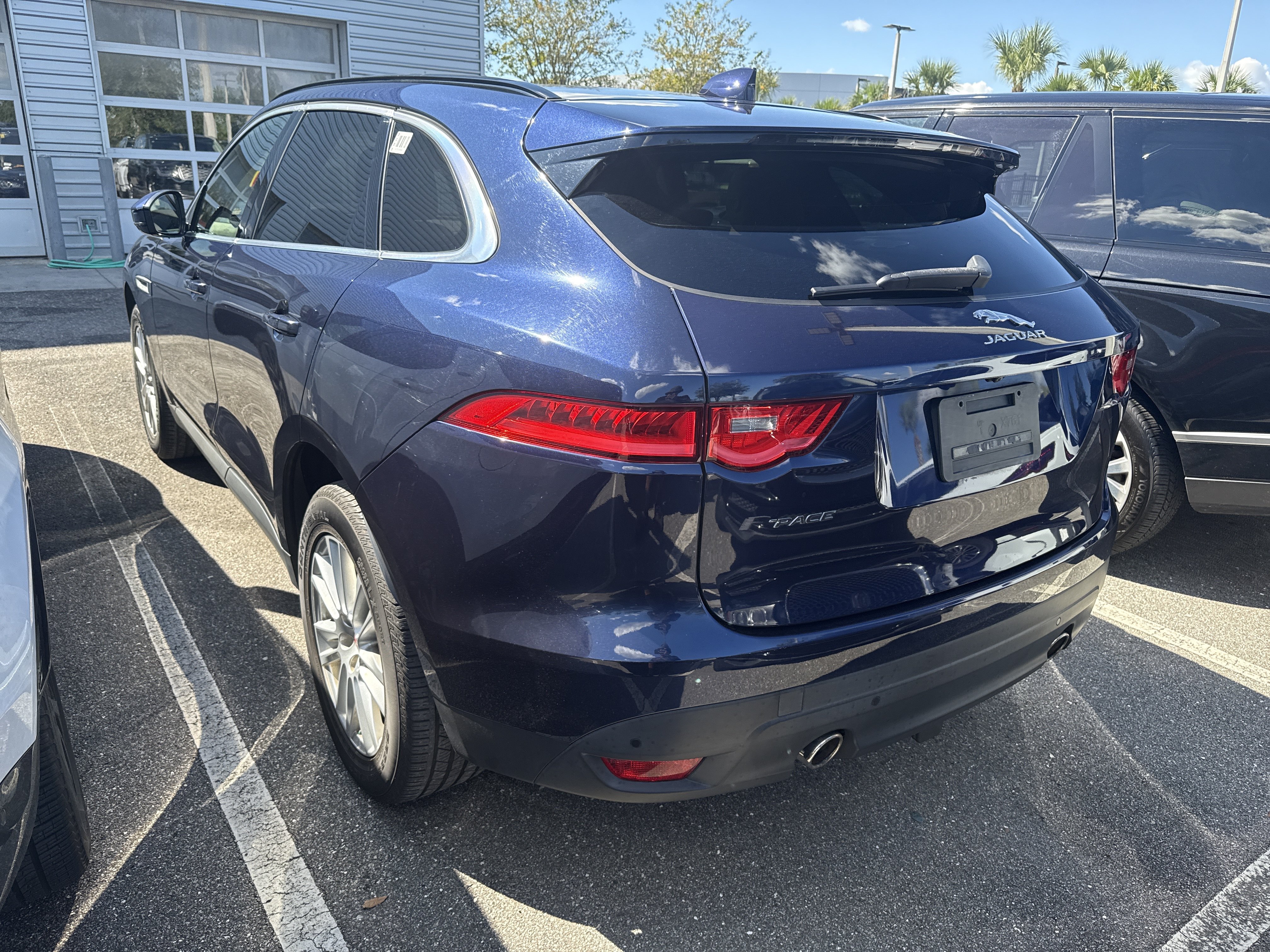 Used 2019 Jaguar F-PACE Prestige AWD/4WD image 4