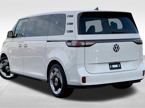 New 2025 Volkswagen ID. Buzz Pro S image 3