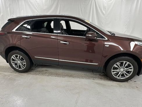 Used 2022 Cadillac XT5 Premium Luxury w/ LPO, Floor Liner Package AWD/4WD image 2