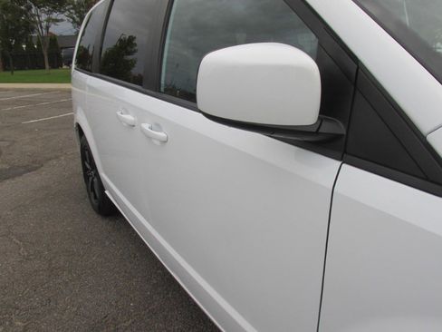 Used 2019 Dodge Grand Caravan GT FWD image 82