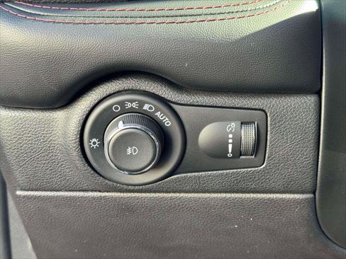 Used 2021 Dodge Durango R/T w/ Blacktop Package image 20