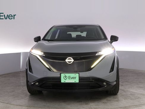 Used 2023 Nissan Ariya FWD image 12