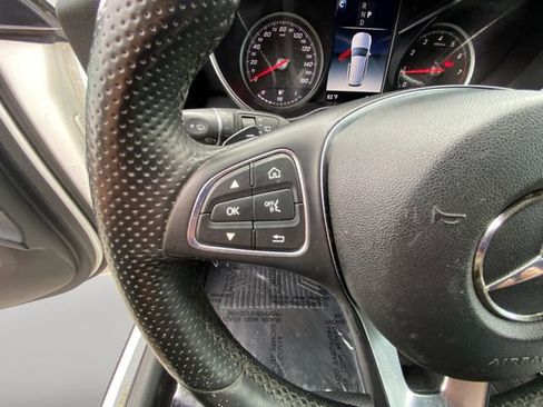 Used 2019 Mercedes-Benz GLC 300 image 20