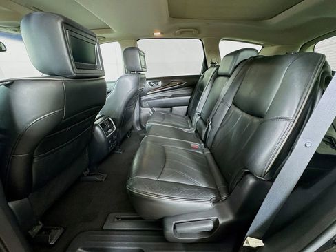 Used 2013 INFINITI JX35 w/ Premium Pkg image 32