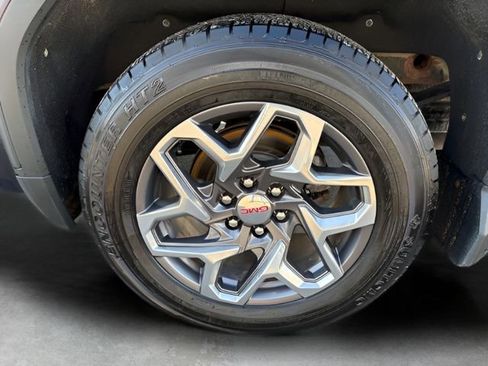 Used 2022 GMC Sierra 1500 SLT w/ SLT Premium Plus Package image 10