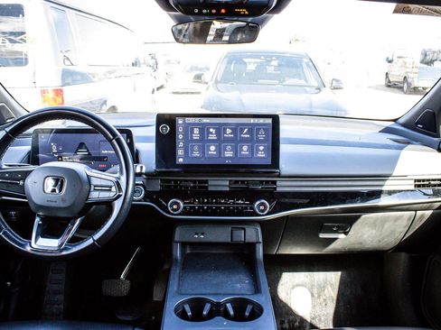 Used 2024 Honda Prologue Touring image 13