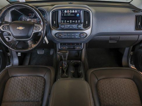Used 2018 Chevrolet Colorado Z71 RWD image 36