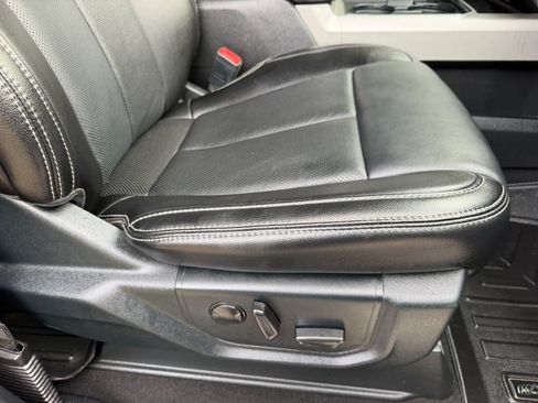 Used 2021 Ford F350 Lariat w/ Lariat Ultimate Package AWD/4WD image 15