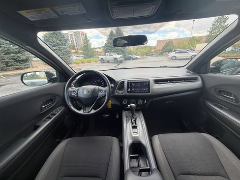 Used 2021 Honda HR-V Sport image 15