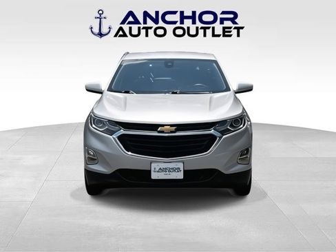 Used 2021 Chevrolet Equinox LT image 2