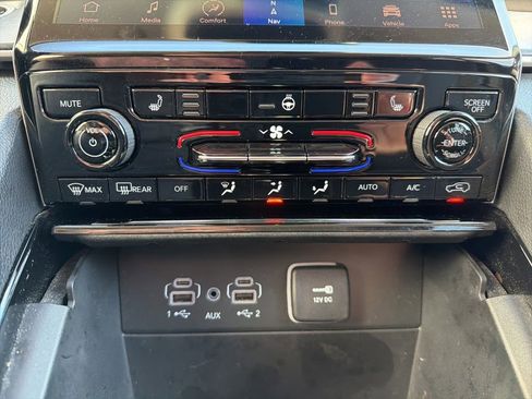 Certified 2023 Jeep Grand Cherokee L Limited AWD/4WD image 71