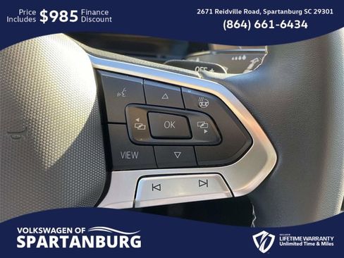 Used 2024 Volkswagen Atlas SE image 24