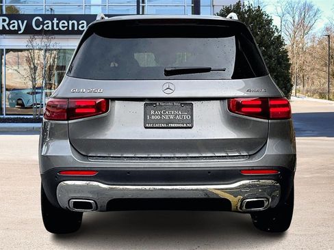 New 2026 Mercedes-Benz GLB 250 4MATIC image 4