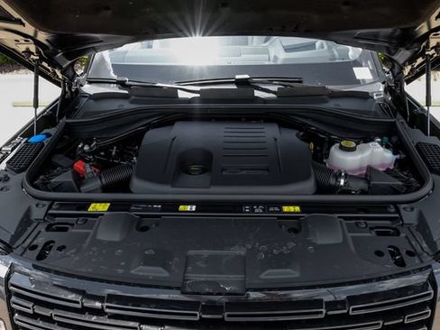New 2026 Land Rover Range Rover SE AWD/4WD image 60