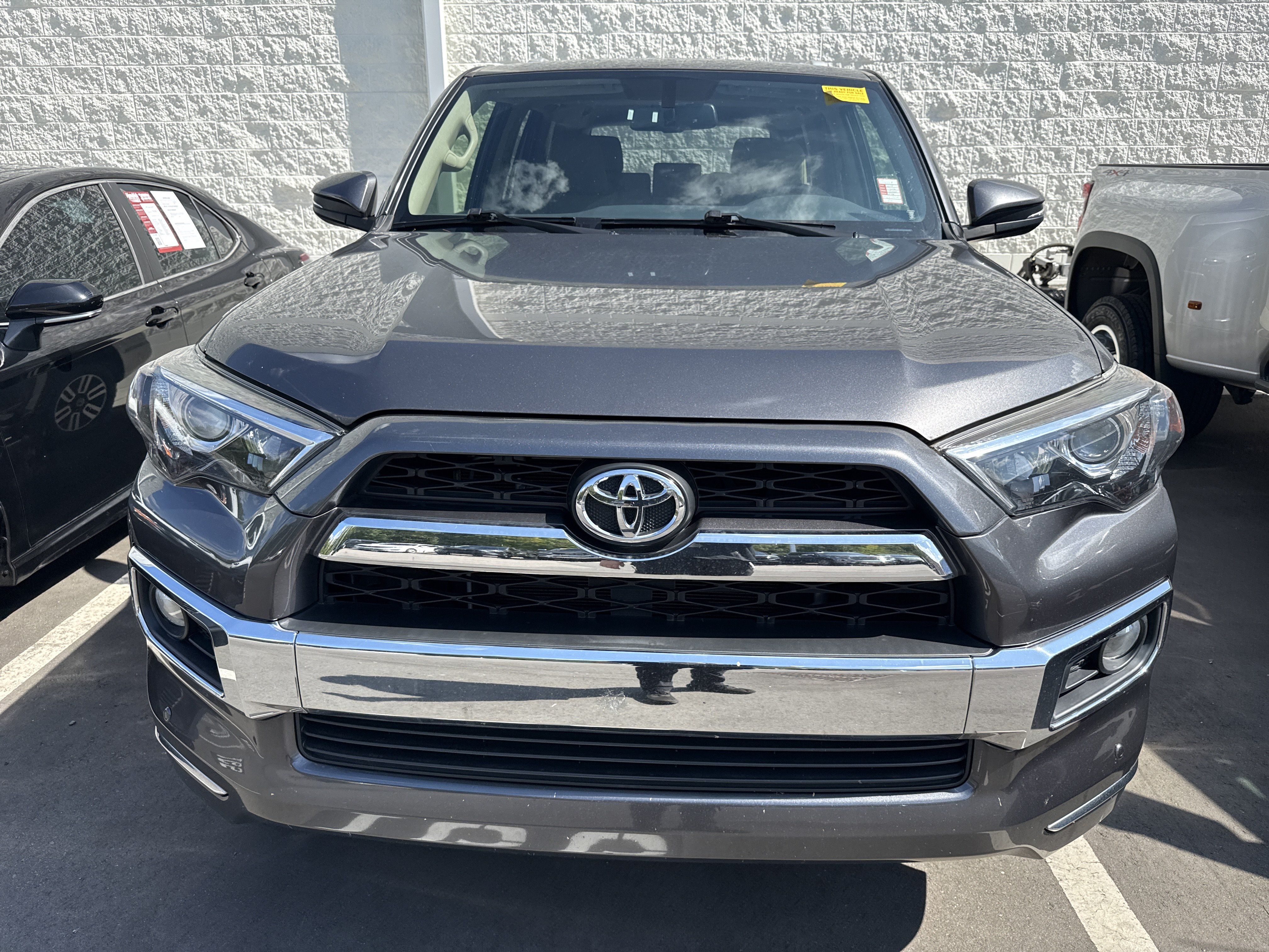 Used 2019 Toyota 4Runner Limited AWD/4WD image 3