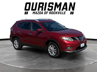 Used 2016 Nissan Rogue SV w/ SV Premium Package