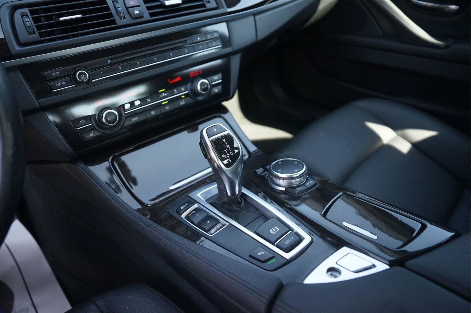 Used 2016 BMW 528i Sedan RWD image 29