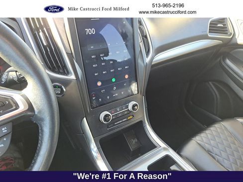 Certified 2024 Ford Edge Titanium image 15