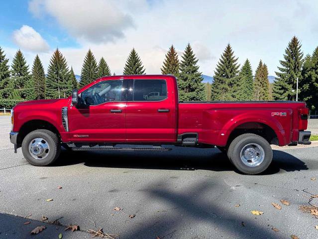 Certified 2026 Ford F350 XLT w/ 360-Degree Camera Package AWD/4WD image 3