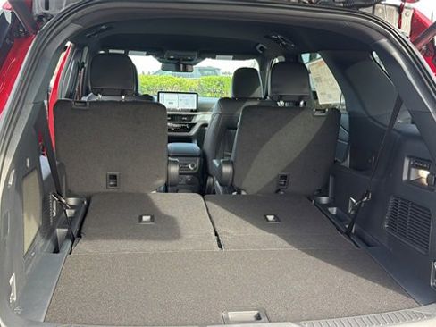 New 2026 Ford Explorer ST image 13