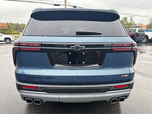 Used 2025 Chevrolet Traverse Z71 w/ Driver Confidence Package AWD/4WD image 7