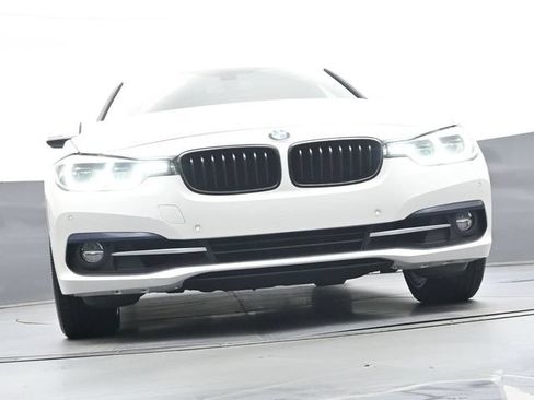 Used 2017 BMW 330i Sedan RWD image 45
