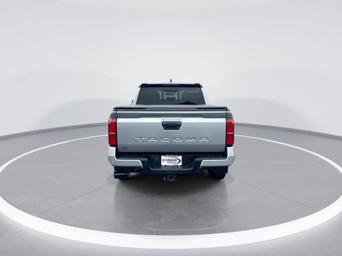 Used 2024 Toyota Tacoma SR5 w/ SR5 Upgrade Package RWD image 8