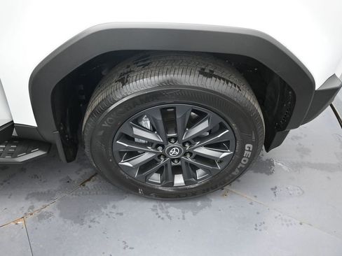 Used 2026 Toyota Land Cruiser image 40