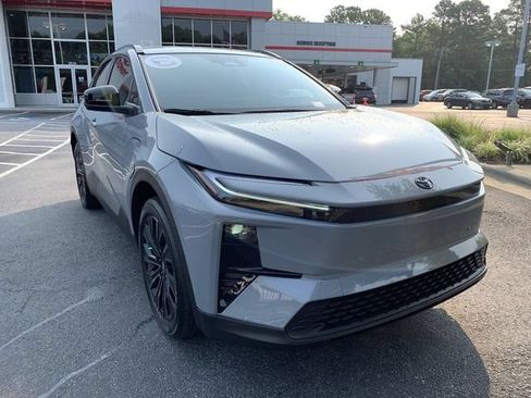 Certified 2026 Toyota C-HR AWD/4WD image 2