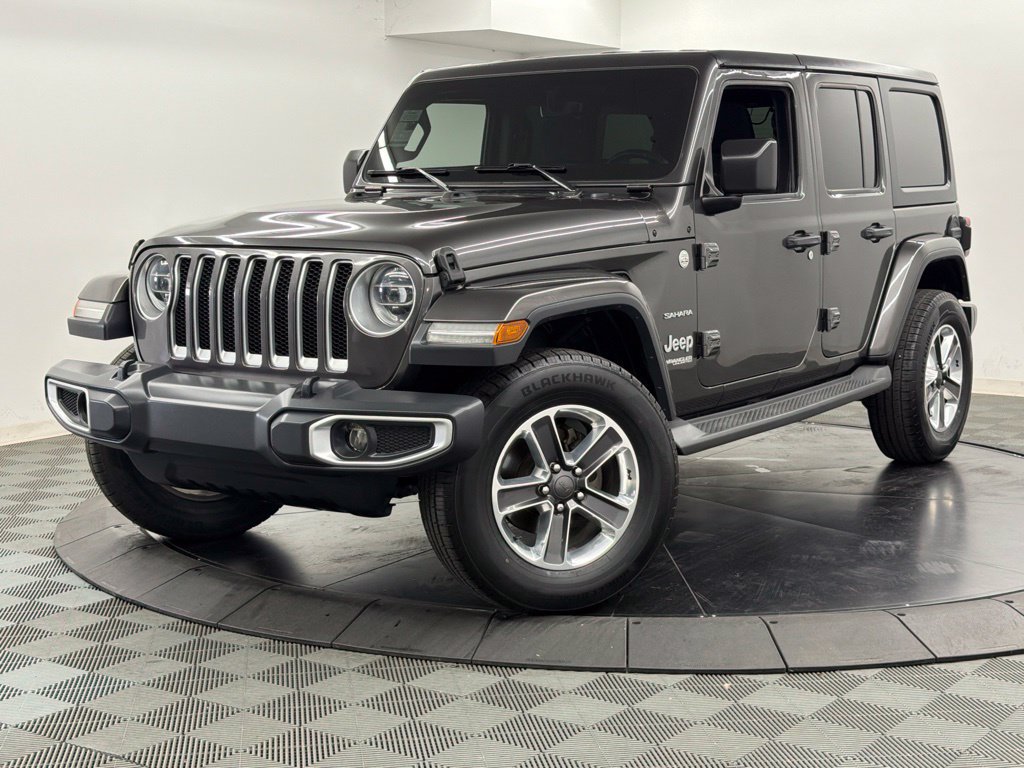 Used 2019 Jeep Wrangler Unlimited Sahara AWD/4WD image 3