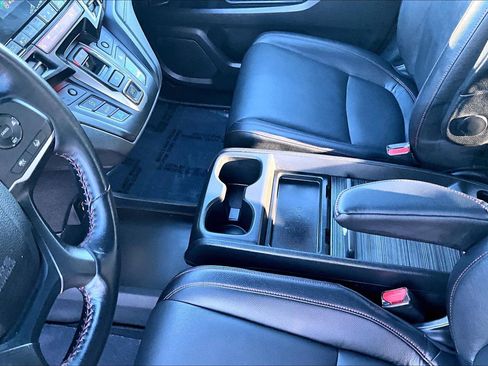 Used 2024 Honda Odyssey Sport image 15