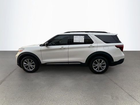 Used 2020 Ford Explorer XLT w/ Equipment Group 202A image 8