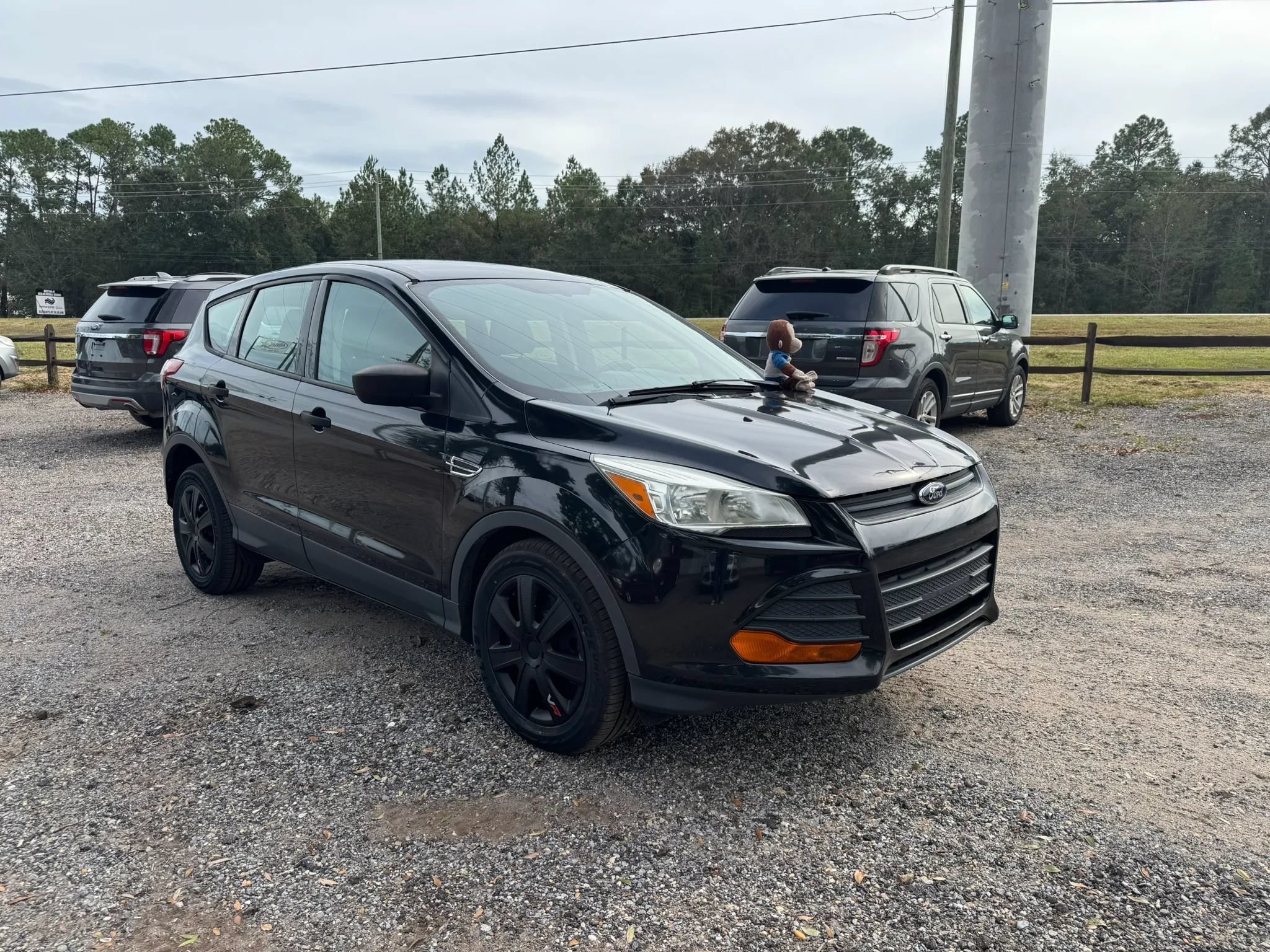 Used 2015 Ford Escape S FWD image 9