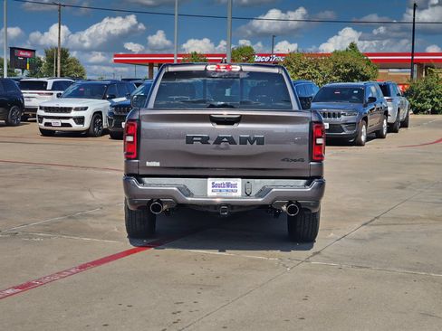 New 2026 RAM 1500 Express AWD/4WD image 8