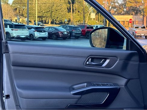 New 2026 Nissan Pathfinder SV image 14