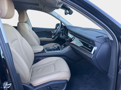 Used 2025 Audi Q7 2.0T Premium w/ Convenience Plus Package image 7