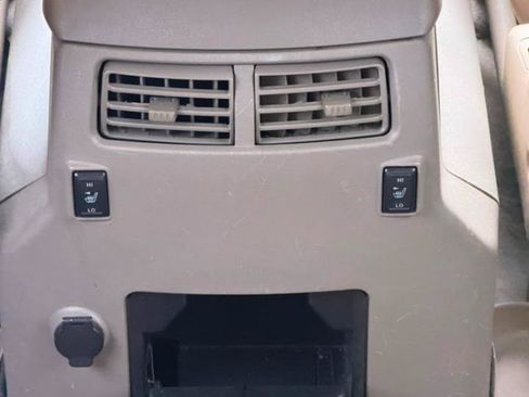 Used 2013 Nissan Armada Platinum AWD/4WD image 32