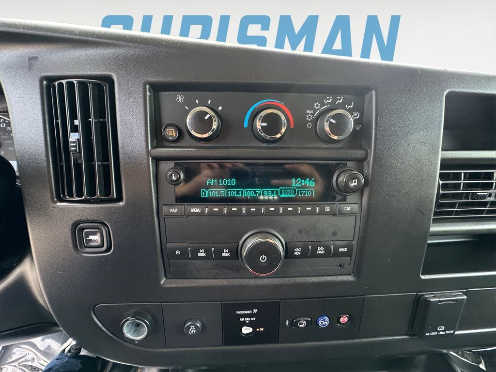 Used 2025 GMC Savana 2500 w/ Driver Convenience Package RWD image 17