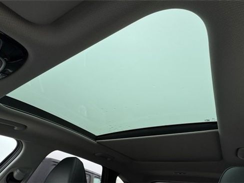 Used 2022 Hyundai Tucson Limited w/ Cargo Package image 32