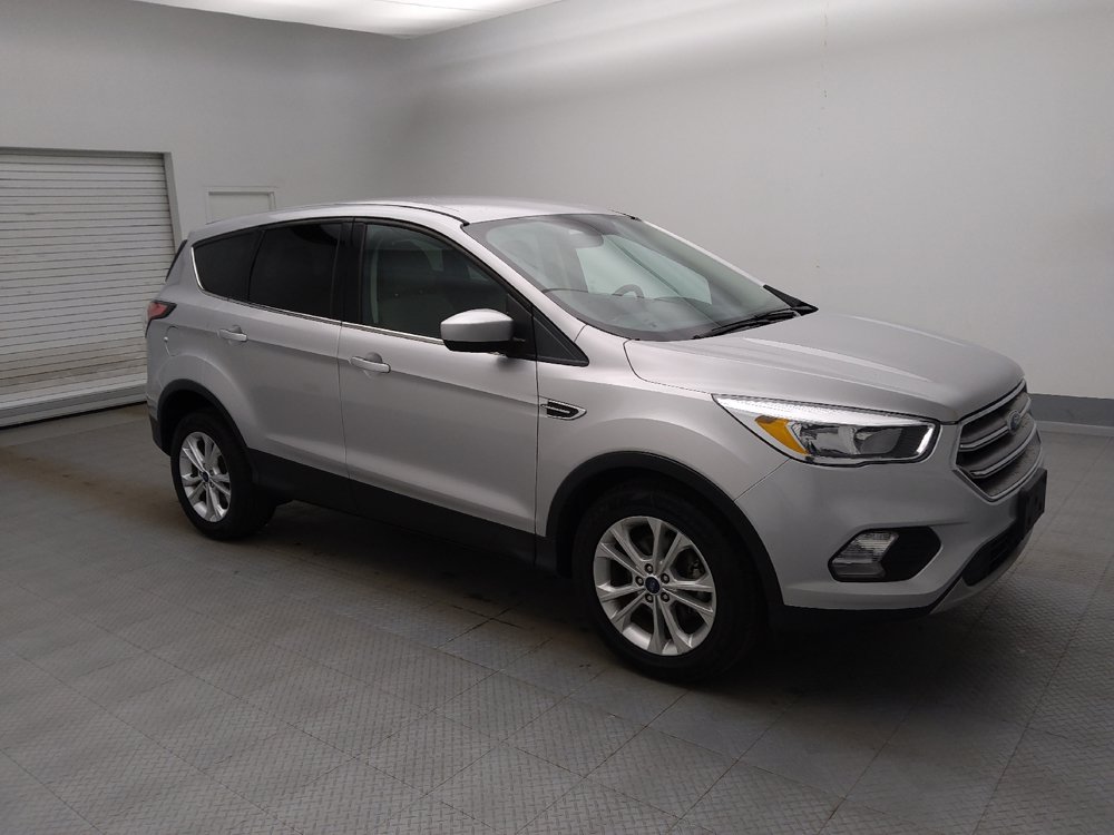 Used 2017 Ford Escape SE FWD image 11
