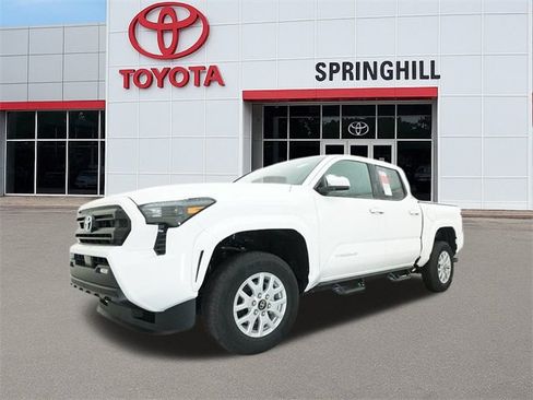 New 2025 Toyota Tacoma SR5 image 17