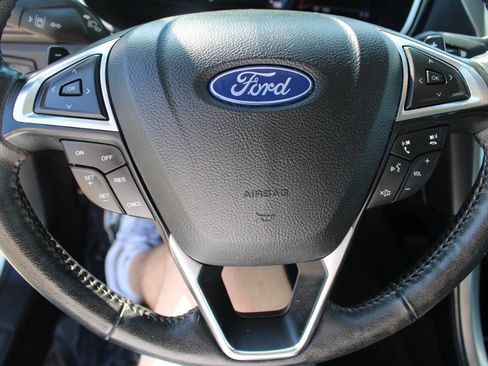 Used 2019 Ford Fusion SEL FWD image 14
