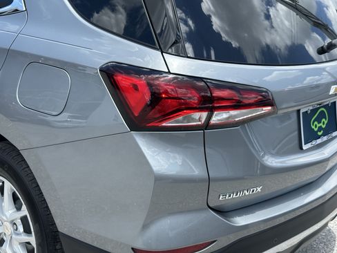 Certified 2024 Chevrolet Equinox LT FWD image 10